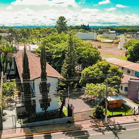 Shellter Hotel オランブラ エクステリア 写真